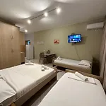 Rias Seaside * Avlonya