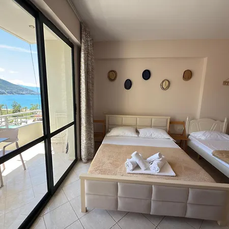 Rias Seaside Apartament *