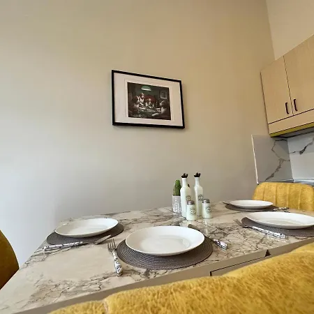 Rias Seaside Apartmán *