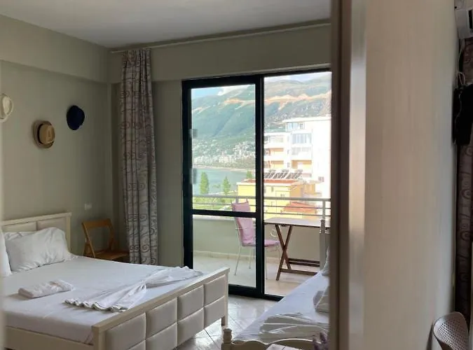 Rias Seaside * فلورا