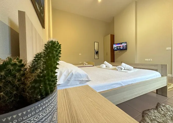 Rias Seaside * Avlonya