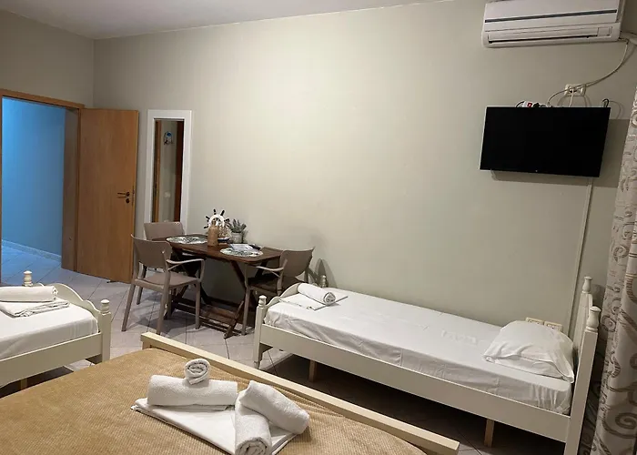 Rias Seaside Avlonya